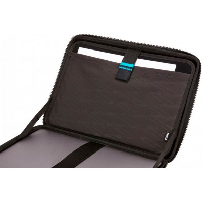 Сумка для ноутбука THULE Gauntlet MacBook Pro Attache 15". TGAE2356. Black