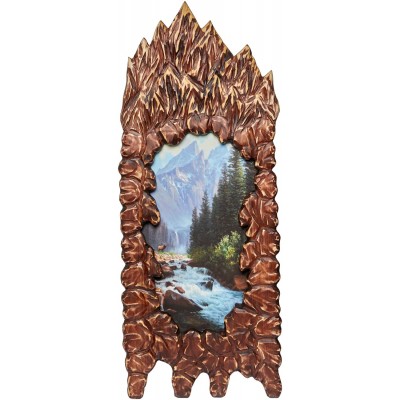 Картина "Олень и водопад" в резной рамке