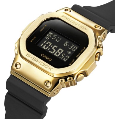 Годинник Casio GM-5600G-9ER G-Shock. Золотистий